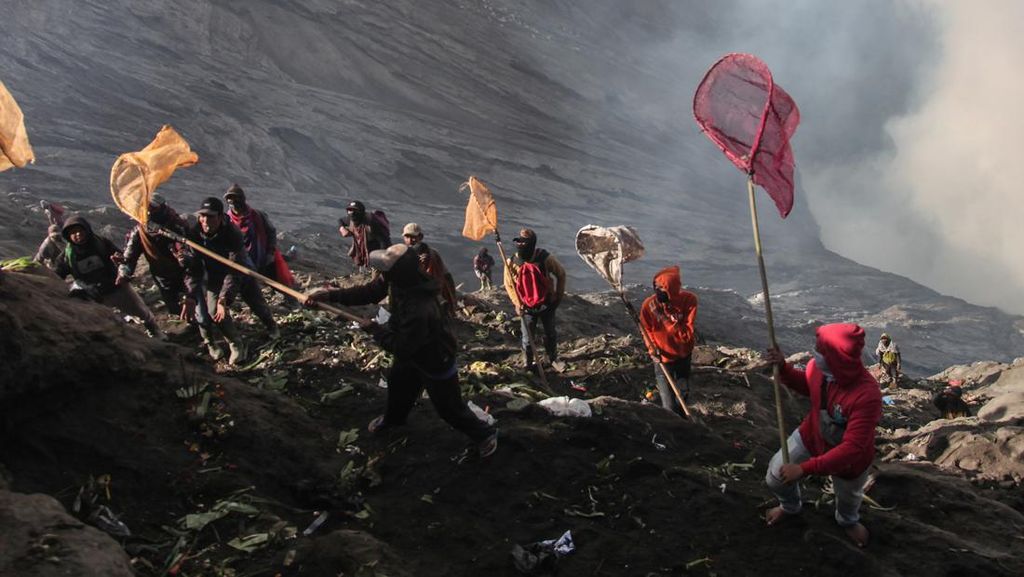 Pengumuman! Bromo Tutup 4 Hari Saat Yadnya Kasada
